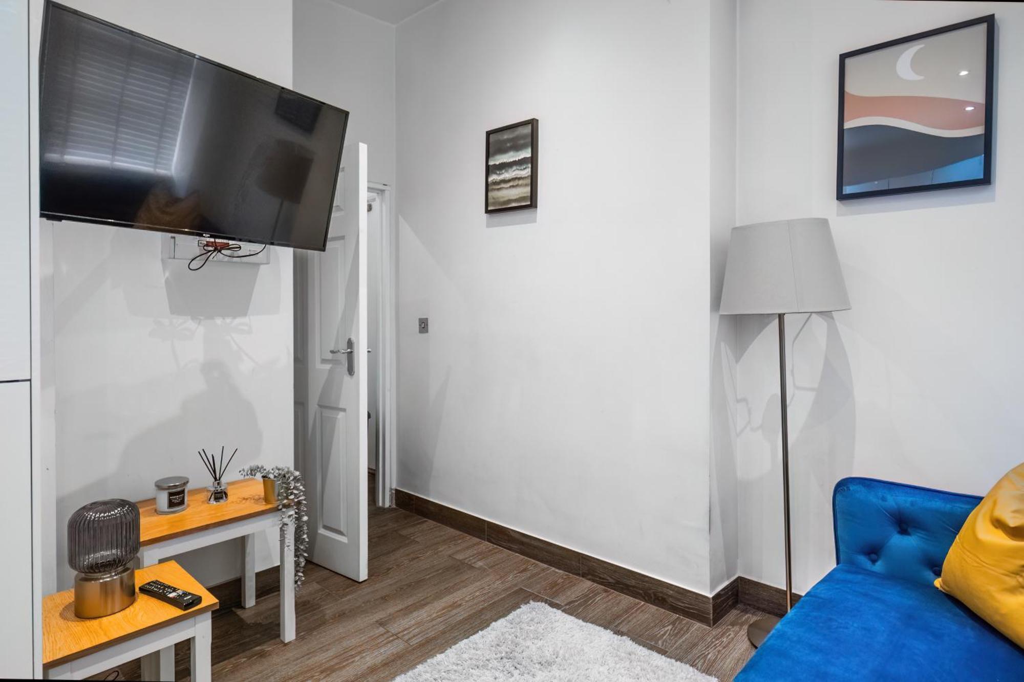Charming 1br Near Kings Cross & Farrington Apartment *